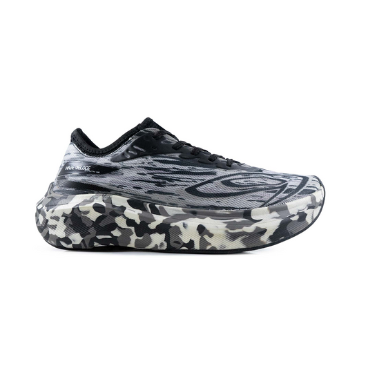 Haze Veloce Gravity black and white